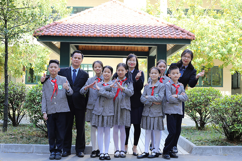 佛山三水区-冠华小学4个班